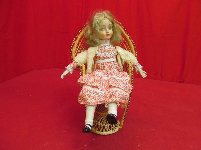 lot 149 image: doll