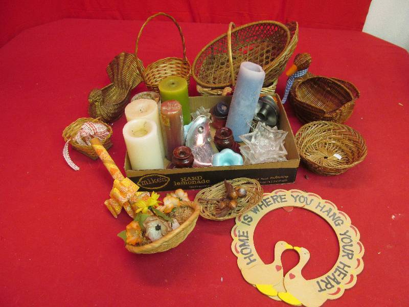 lot 153 image: candles, baskets