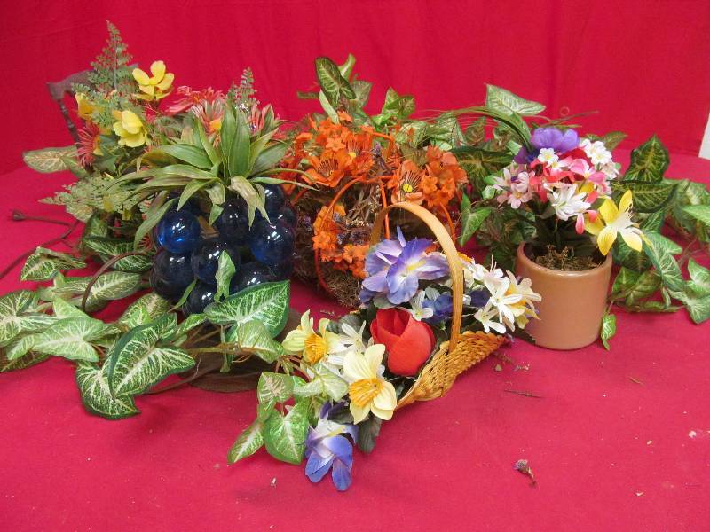 lot 157 image: greenery vines