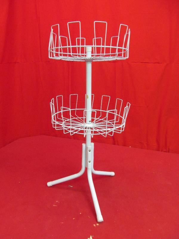 lot 167 image: shoe rack