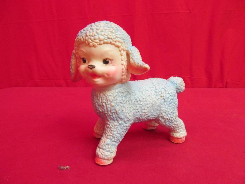 lot 171 image: vintage lamb toy