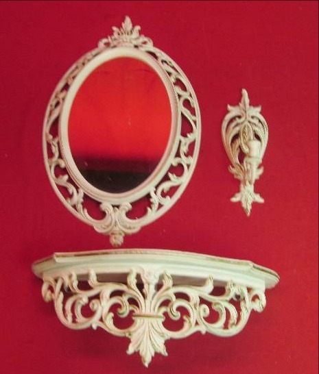 lot 176 image: vintage wall dcor