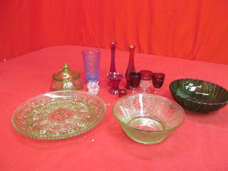 lot 201 image: glassware