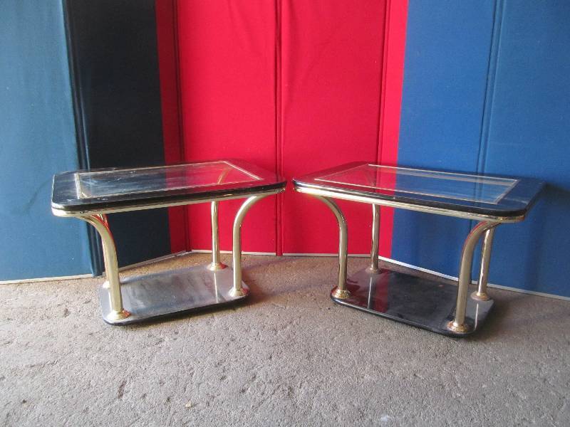 lot 230 image: end tables