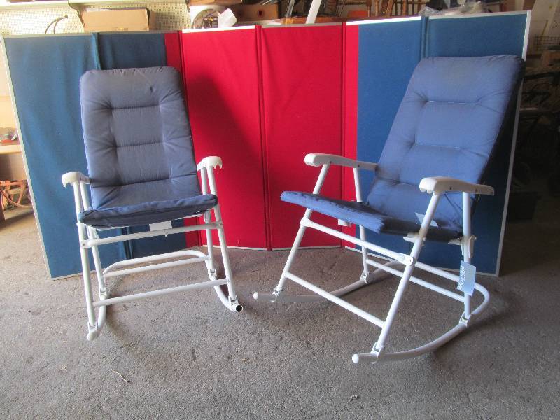 lot 233 image: Westfield outdoors rocking chairs