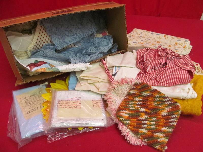 lot 249 image: linens