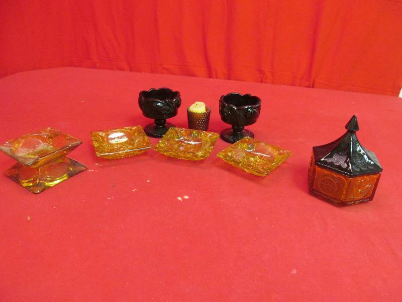 lot 260 image: ashtrays