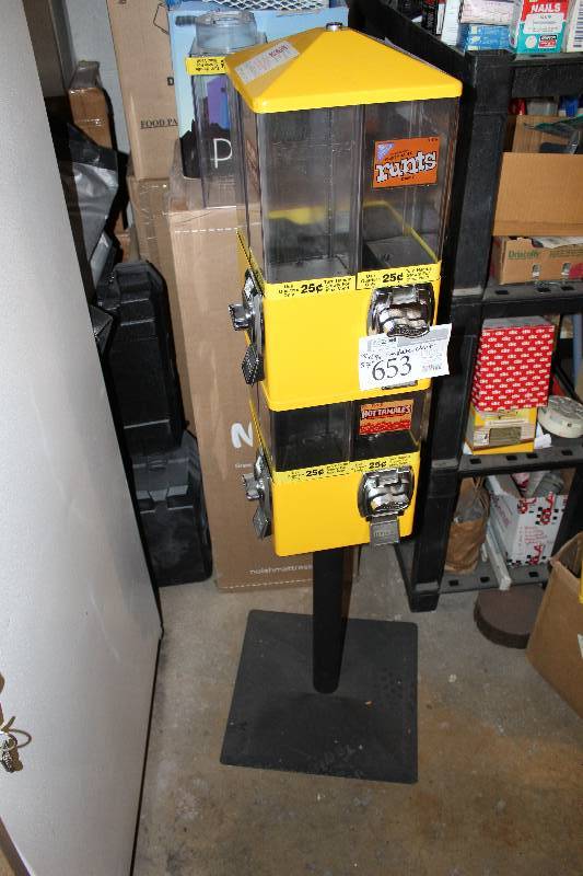 lot 653 image: U-Turn 8 Head Vending Terminator