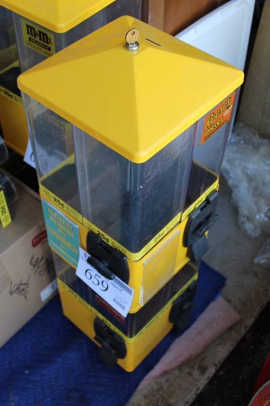 lot 659 image: U-Turn 8 Head Vending Terminator