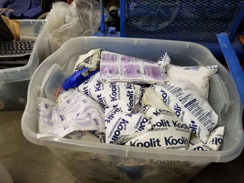 lot 90 image: Freezer Packs