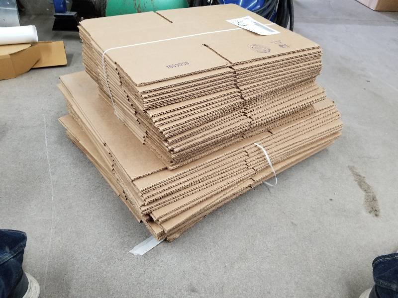 lot 50 image: Uline Cardboard Box Flats