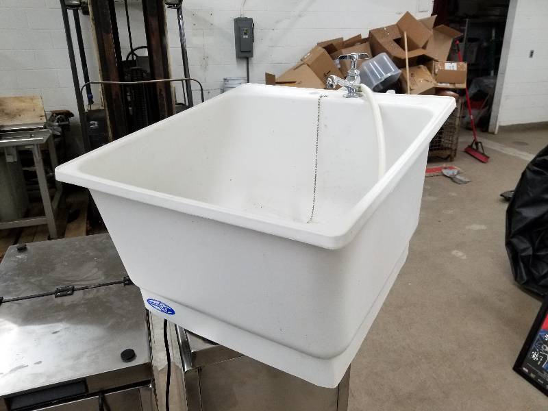 lot 39 image: Utilitub Utility Sink w Faucet, Water Hoses, Mounting Hardware