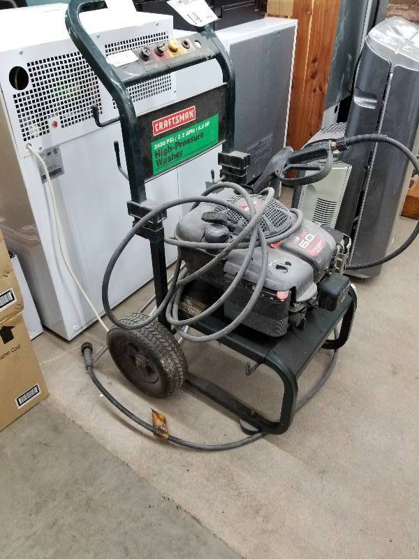 lot 14 image: Craftsman High Pressure Washer
