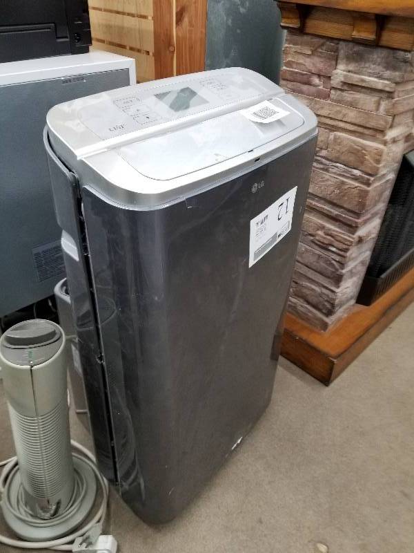 lot 12 image: LG 13000BTU Portable Air Conditioner