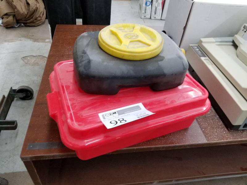 lot 98 image: Blitz Oil Drain Bucket, Red Plastic Drip Pan w Lid
