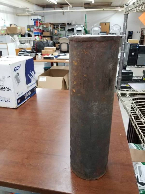 lot 78 image: Metal Weight