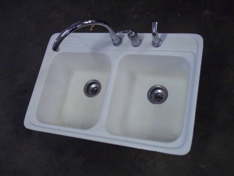 White Kitchen Sink