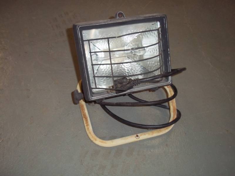 lot 47 image: Work light