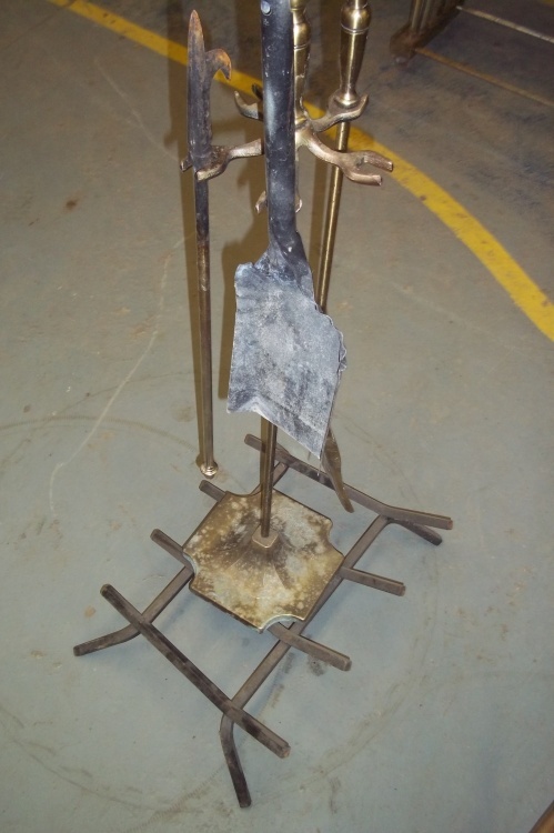 lot 83 image: Fireplace tools