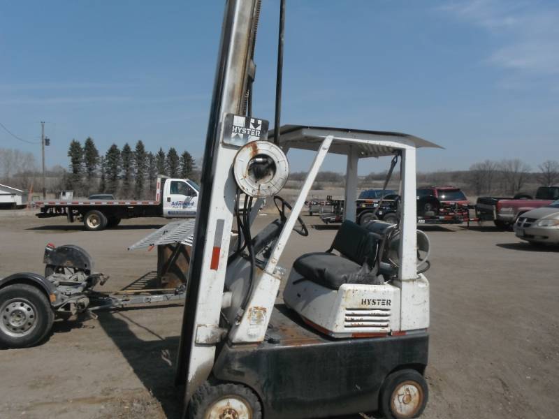 lot 103 image: Hyster Forklift