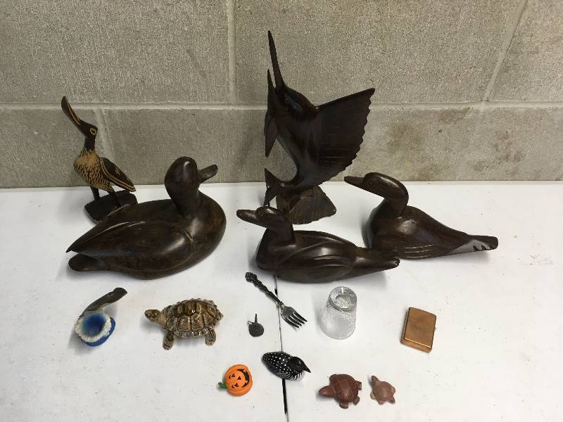 lot 92 image: Iron Wood & Pipe Stone Carvings