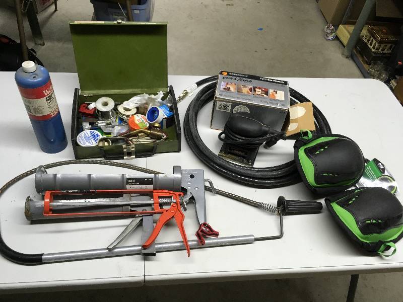 lot 131 image: Propane Torch Sander