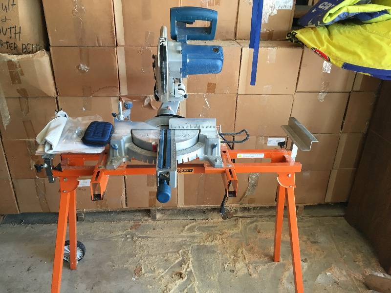 lot 147 image: 10 Sliding Chop Saw