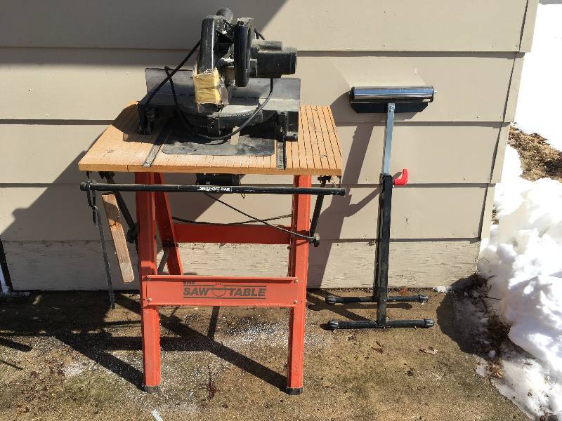 lot 148 image: Black & Decker Chop Saw Saw Table