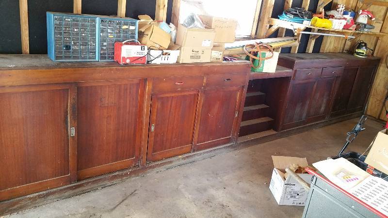 lot 185 image: Vintage Wood Back Bar from Willmar, MN