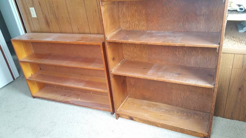 lot 23 image: Vintage Wood Book Cases
