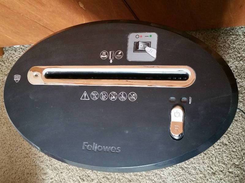 lot 29F image: Fellowes Powershred Paper Shredder