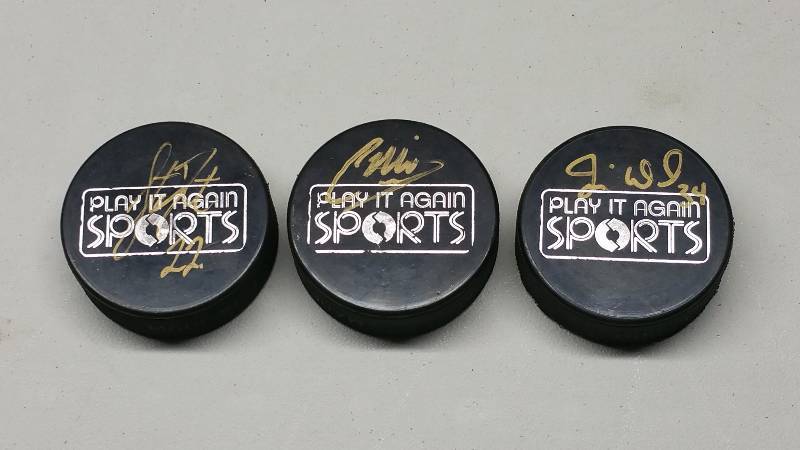 lot 59 image: Minnesota Wild NHL Hockey Autographed Pucks