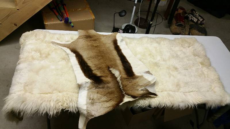 lot 101 image: Alpaca Fir Rug
