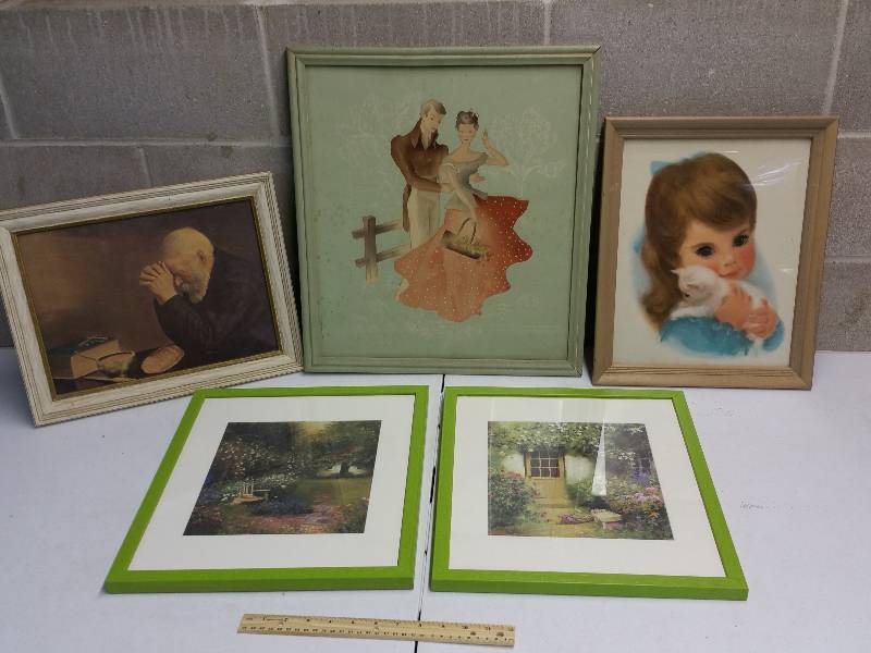 lot 113 image: Vintage Pictures