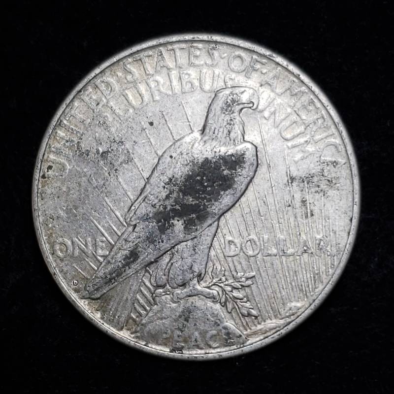 lot 215 image: 1923 D Silver Peace Dollar