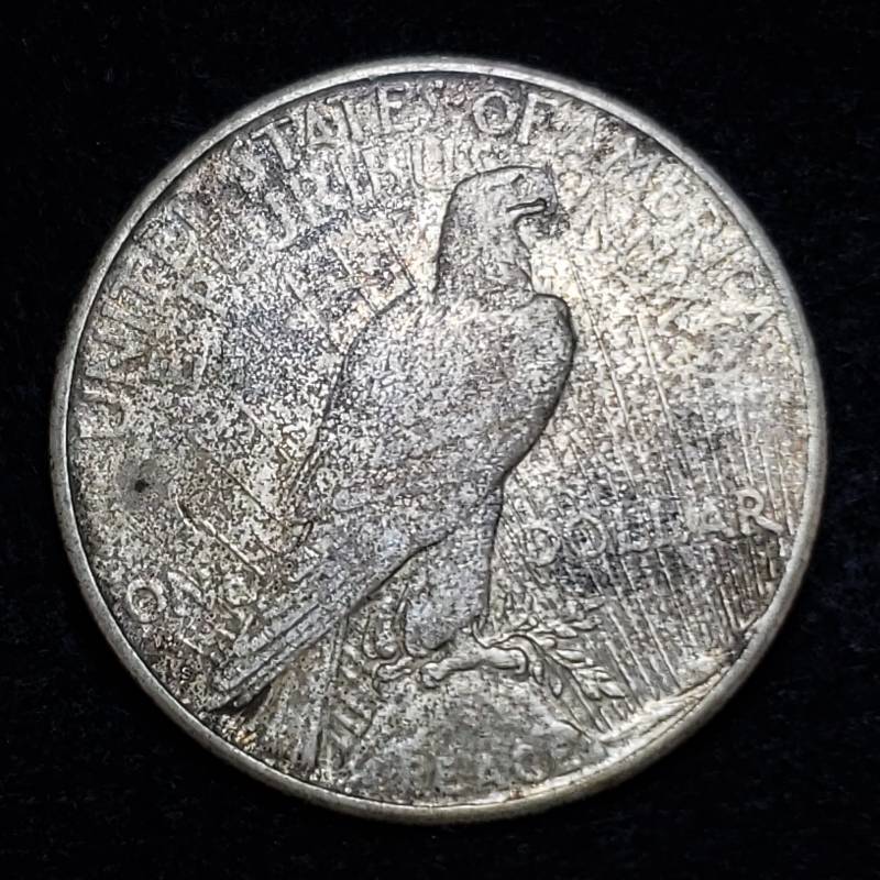 lot 216 image: 1923 S Silver Peace Dollar