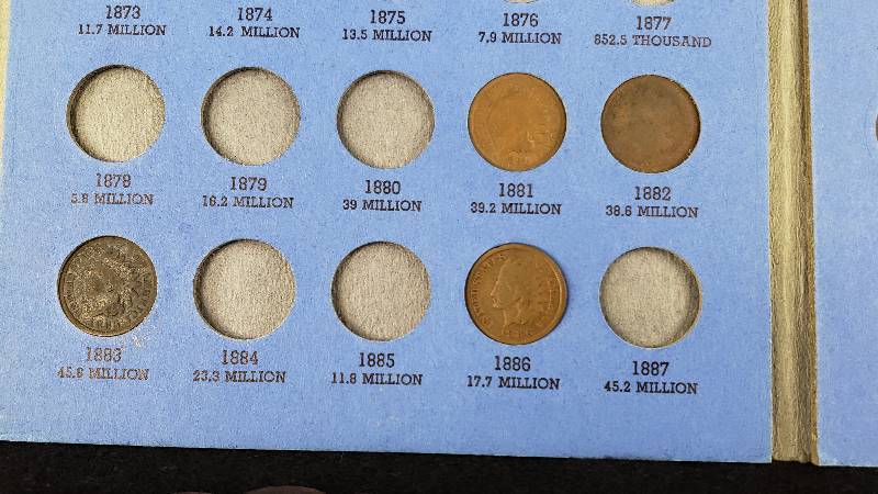 lot 244 image: (44) Indian Head Cents
