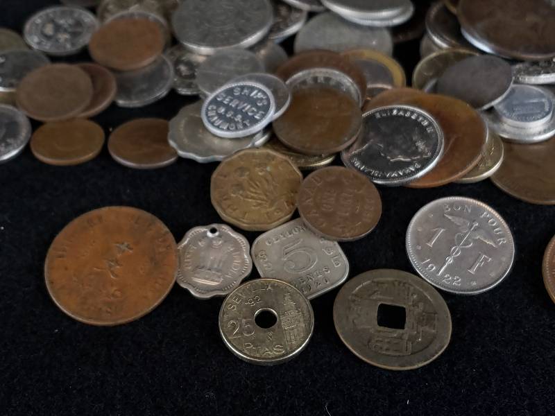 lot 259 image: Older and Newer Foreign Coin Mix - Early 1900s, etc.