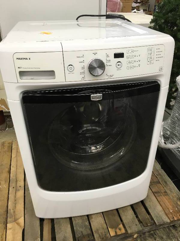 lot 247 image: Maytag Washer MHW4000BW, Retail $849.99