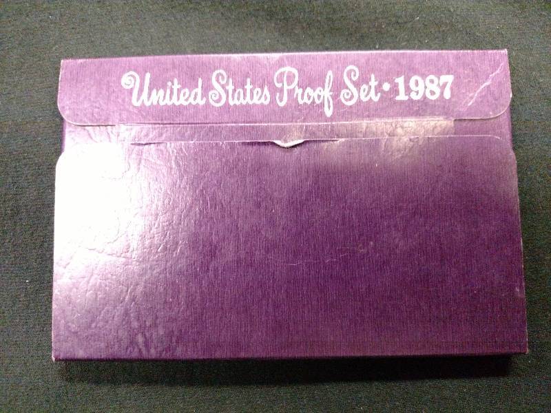 lot 151 image: 1987 U.S. Proof Coin Set...