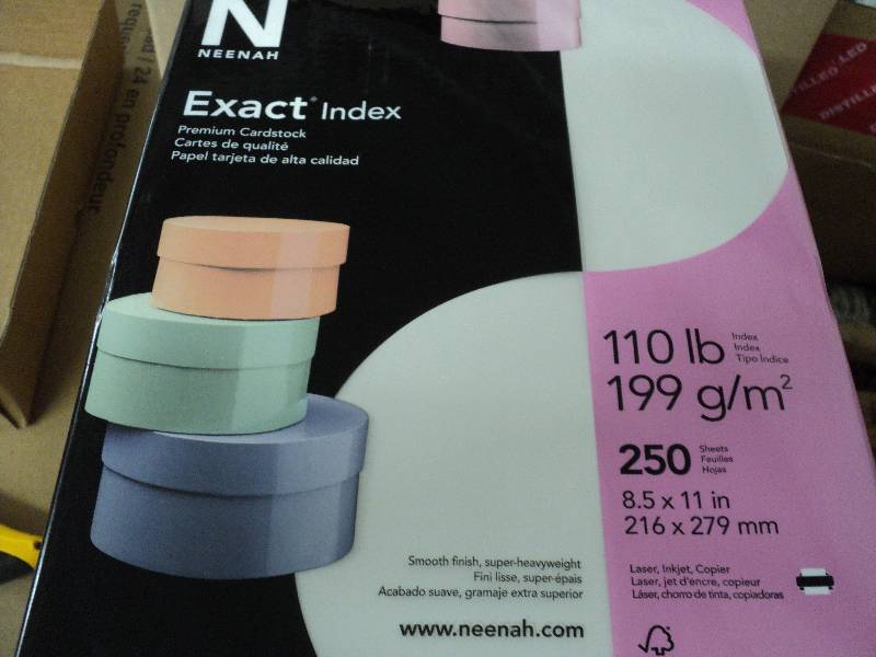lot 128 image: 1000 sheets of Exact Index card sto...