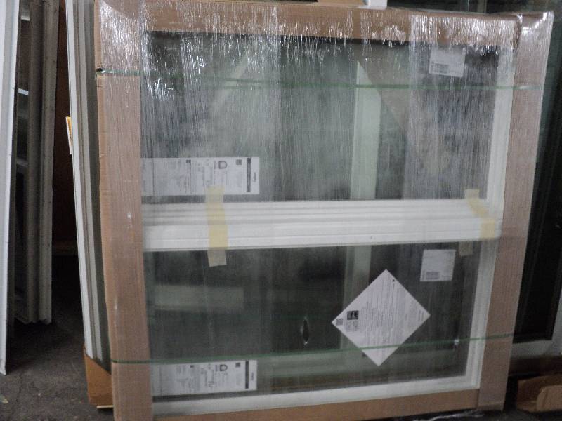 lot 182 image: 4x4 window Integrity...