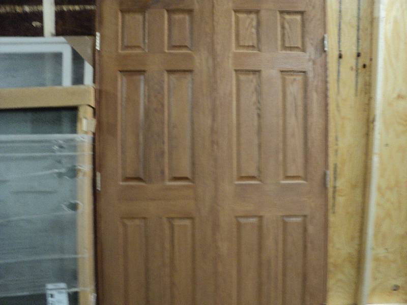 lot 194 image: 4x82 2 door 6 panel in frame...