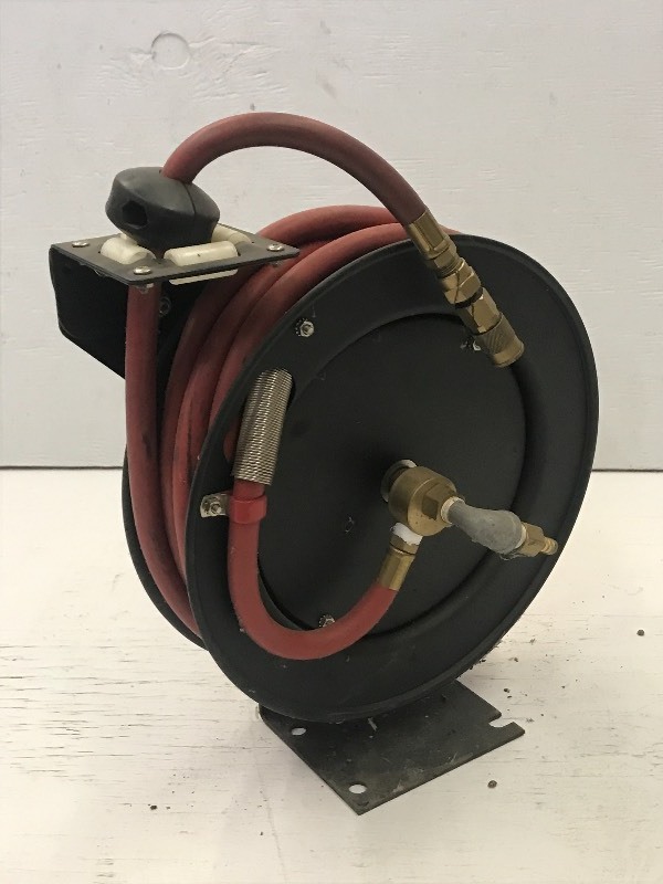 lot 36 image: Wall-Mount Hose Reel With 50ft Air ...
