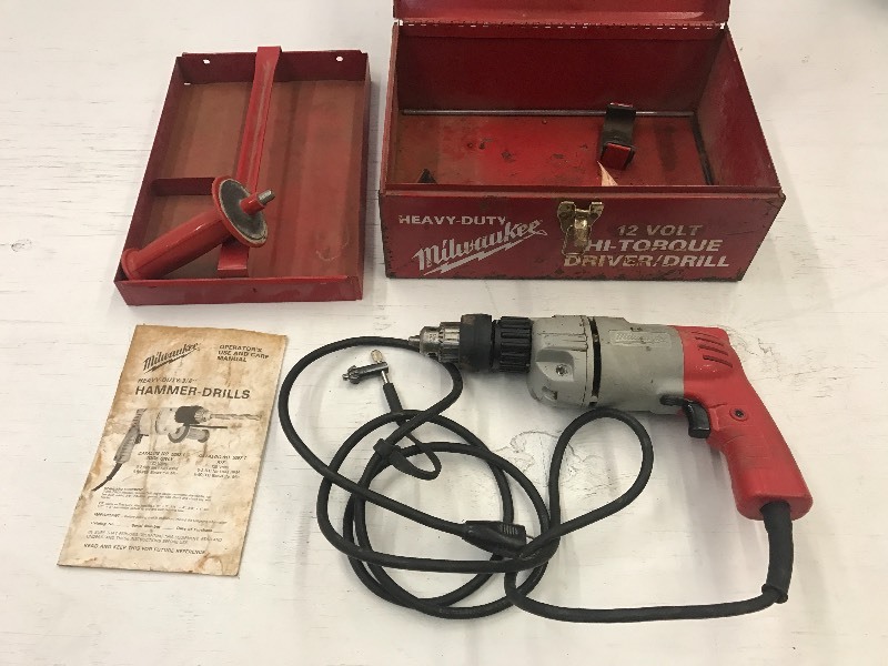 lot 39 image: Milwaukee 115Volt 38 Hammer Drill...