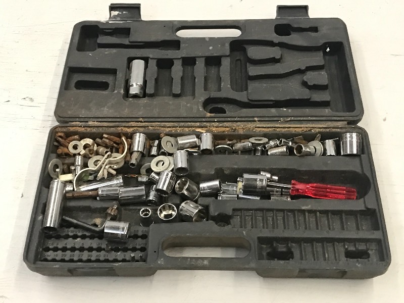 lot 49 image: MasterCraft Socket Tool Set ...
