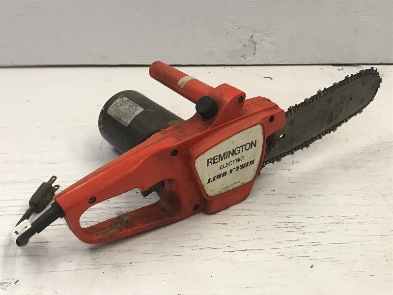 lot 95 image: Remington 115Volt Electric Chainsaw...