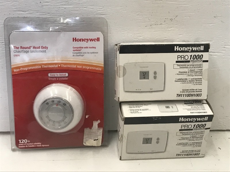 lot 114 image: Lot Of (3) New Thermostats ...
