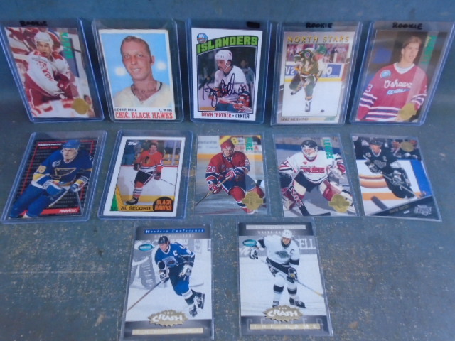 lot 7 image: NHL Hockey Cards Autographed Bryan Trotter