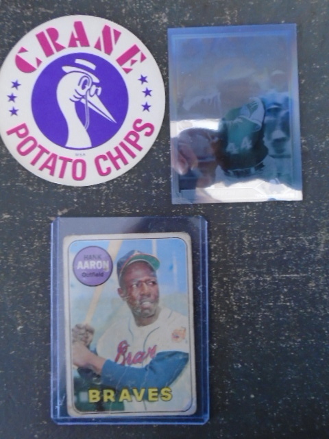 lot 27 image: Hank Aaron Baseball Cards